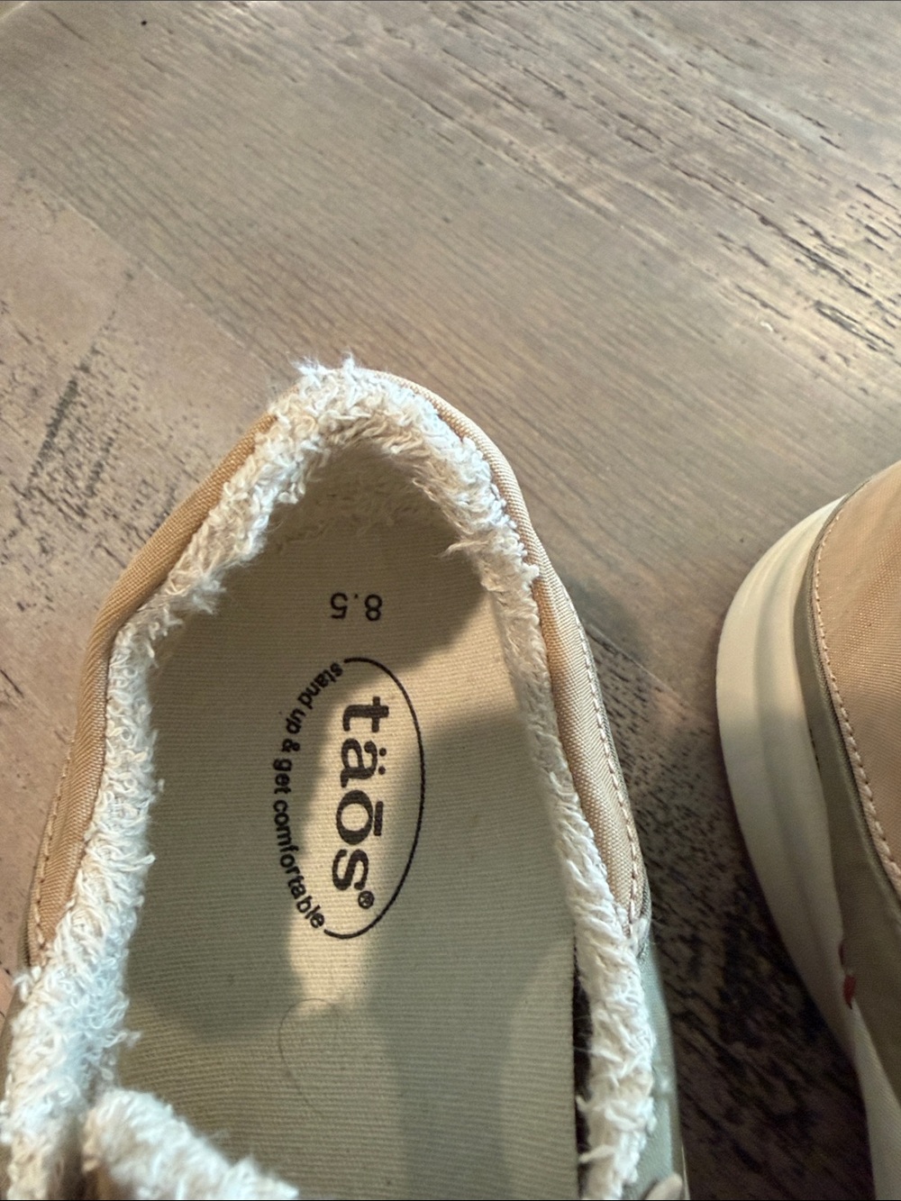 Taos Footwear Olive, Black & Cream Women's Lace-Up Sneakers - Picture 5 of 6